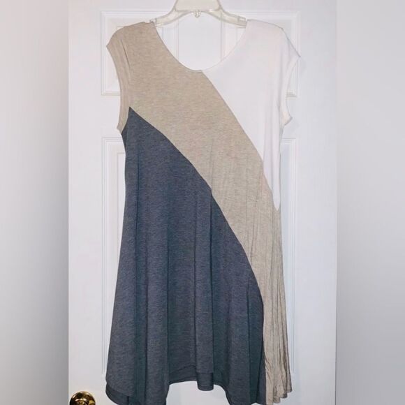 ✨CATO Colorblock Oatmeal, Dark Heather Grey & Cream Tones Swing Dress✨ - Picture 3 of 8